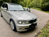 BMW 120i 150PS - BMW 120 aus 2006: 120i