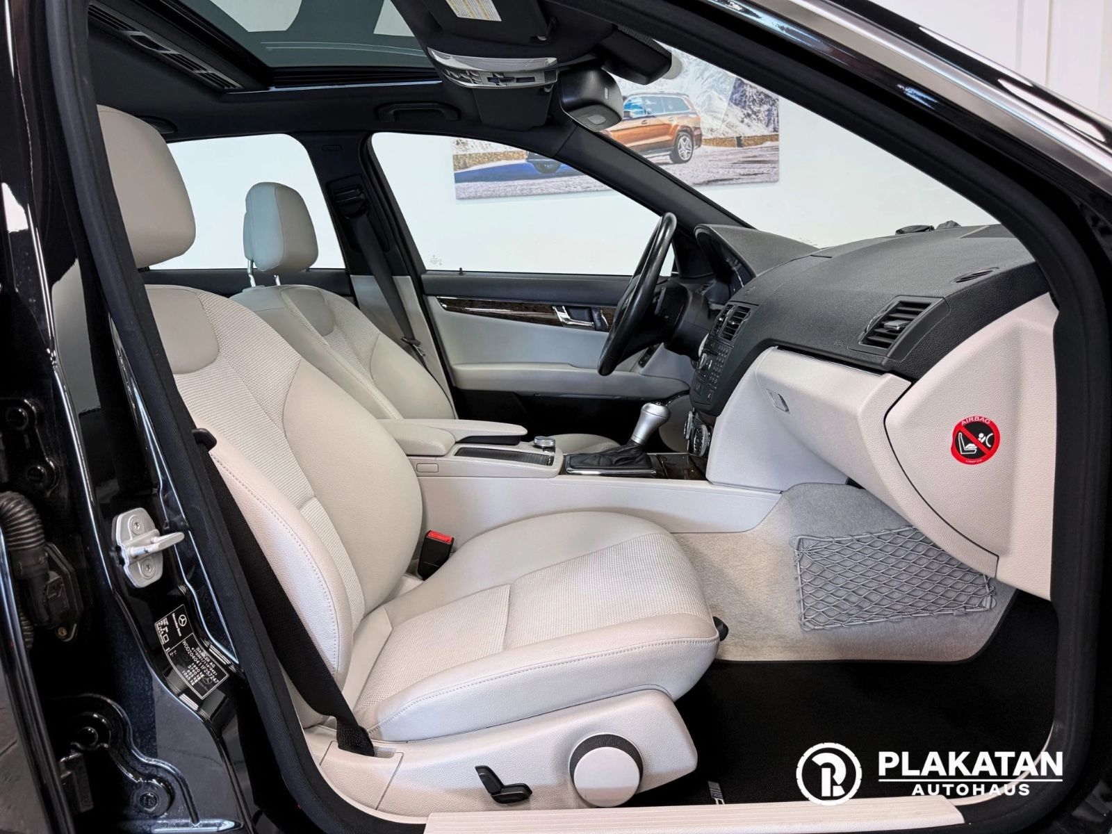 Fahrzeugabbildung Mercedes-Benz C 200 Kompressor AMG Paket Xenon Navi