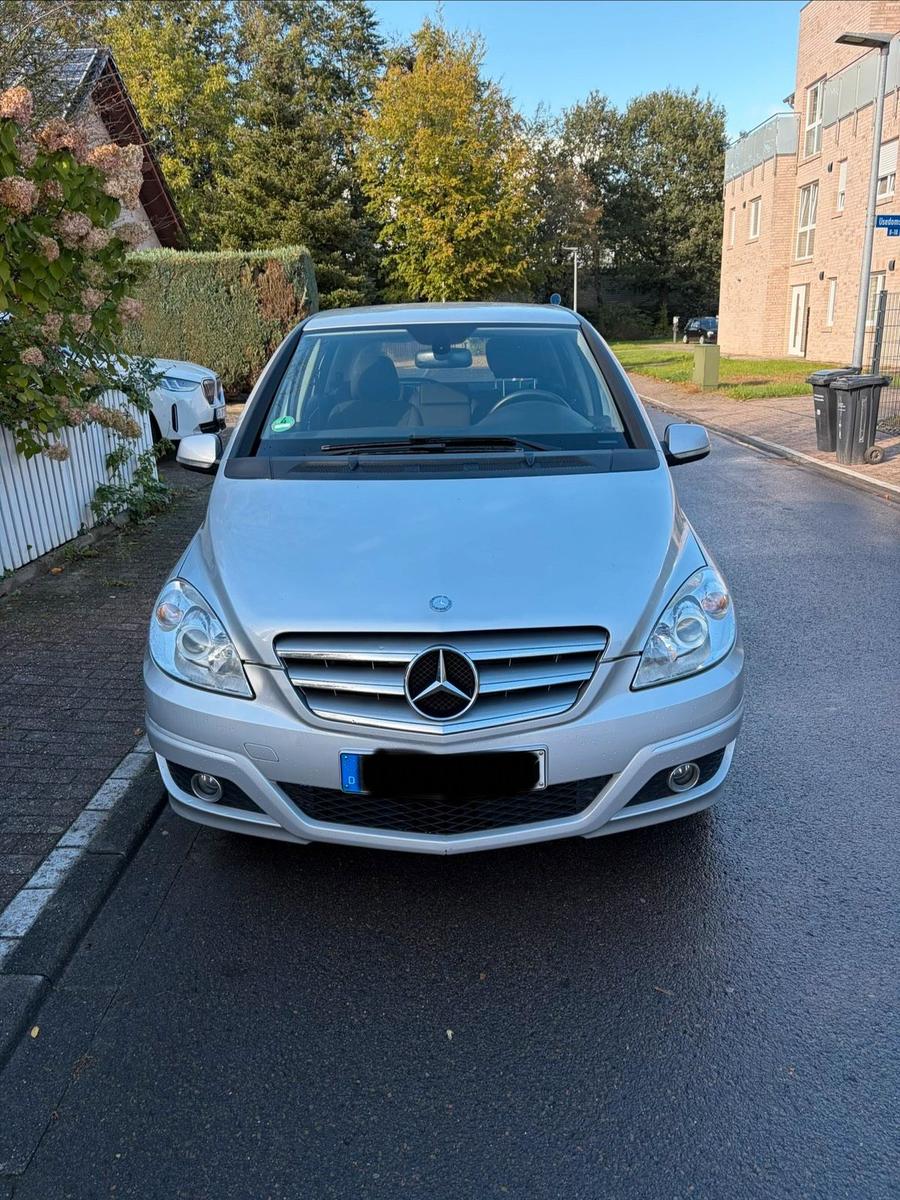 Mercedes-Benz B 160