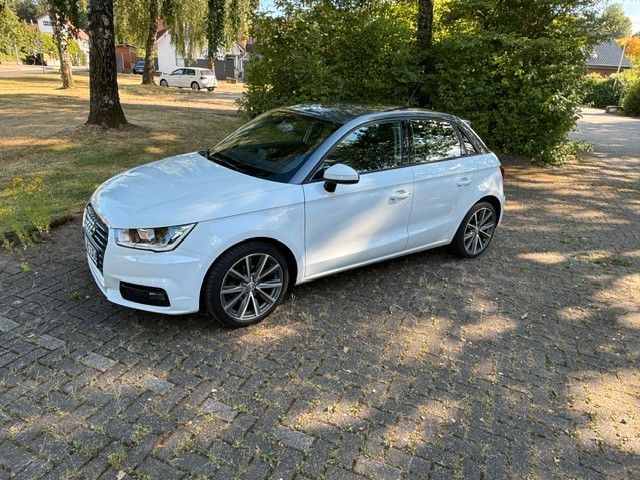 AUDI A1  Sportpack 1.0 TFSI Sport