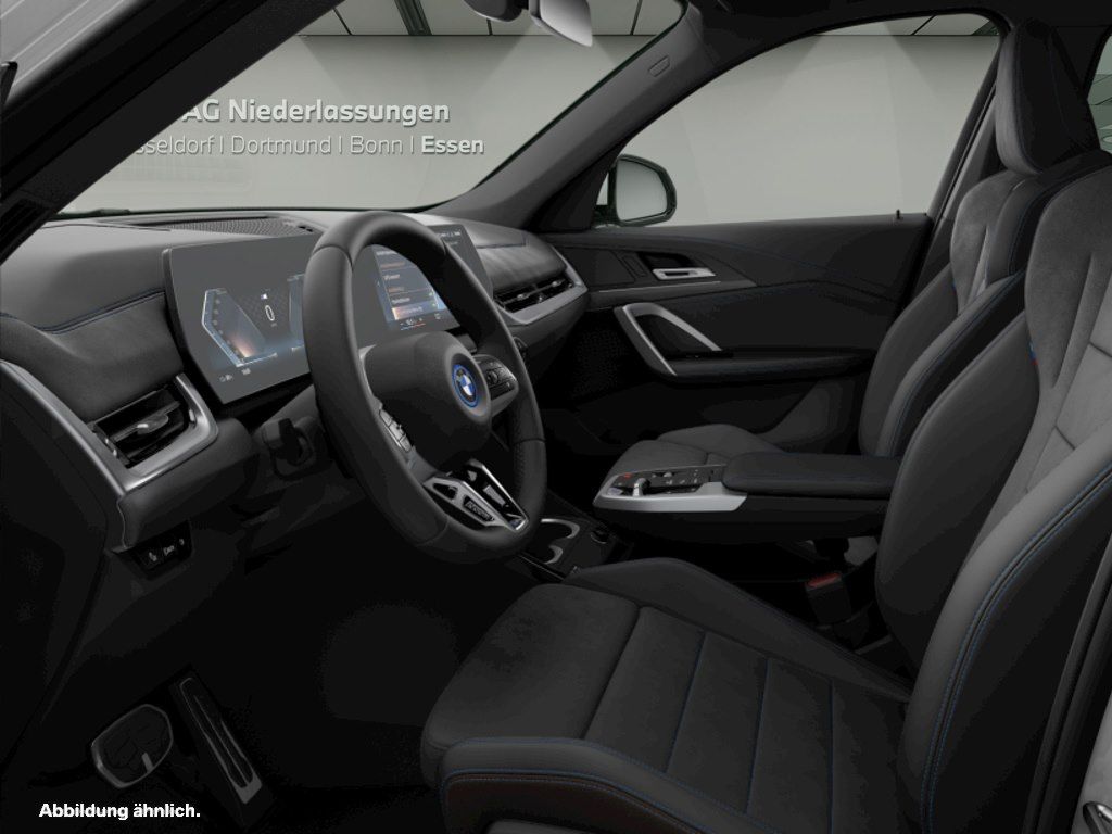 BMW iX1 xDrive30 M Sport Kamera Driv.Assist LED foto 3