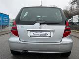 Mercedes-Benz A 170 AVANTGARDE *RENTNERFZ*SHZ*AHK*MULTIFUNK* - Mercedes-Benz A-Klasse: 170