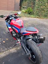 Honda CBR 1000 RR-R - Honda Motorräder in Berlin