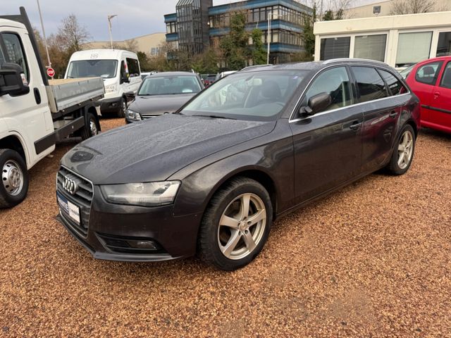 Audi A4 Avant Attraction quattro