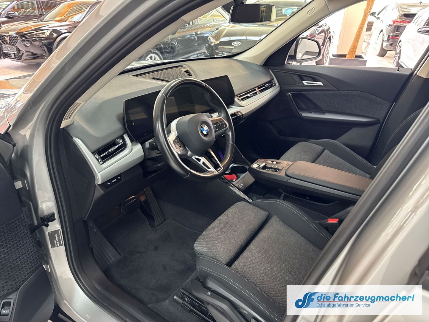 Fahrzeugabbildung BMW X1 20 d xDrive Park-Assistent Navi Digitales Coc