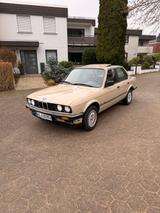BMW 318i Oldtimer - BMW 318 aus 1985
