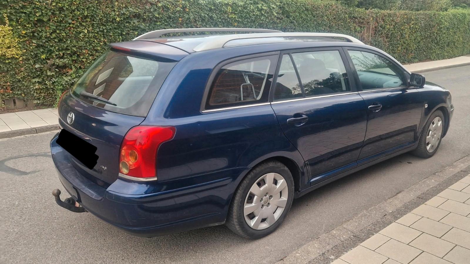 Toyota Avensis 2006 — engine 1.794 cm³, 129 HP (95kW)