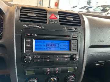 MYAUTOCENTER – Gebraucht- und Jahreswagen mit Werkstattservice in Pfaffenhofen Volkswagen Golf V Lim. Trendline *TÜV*Klima*