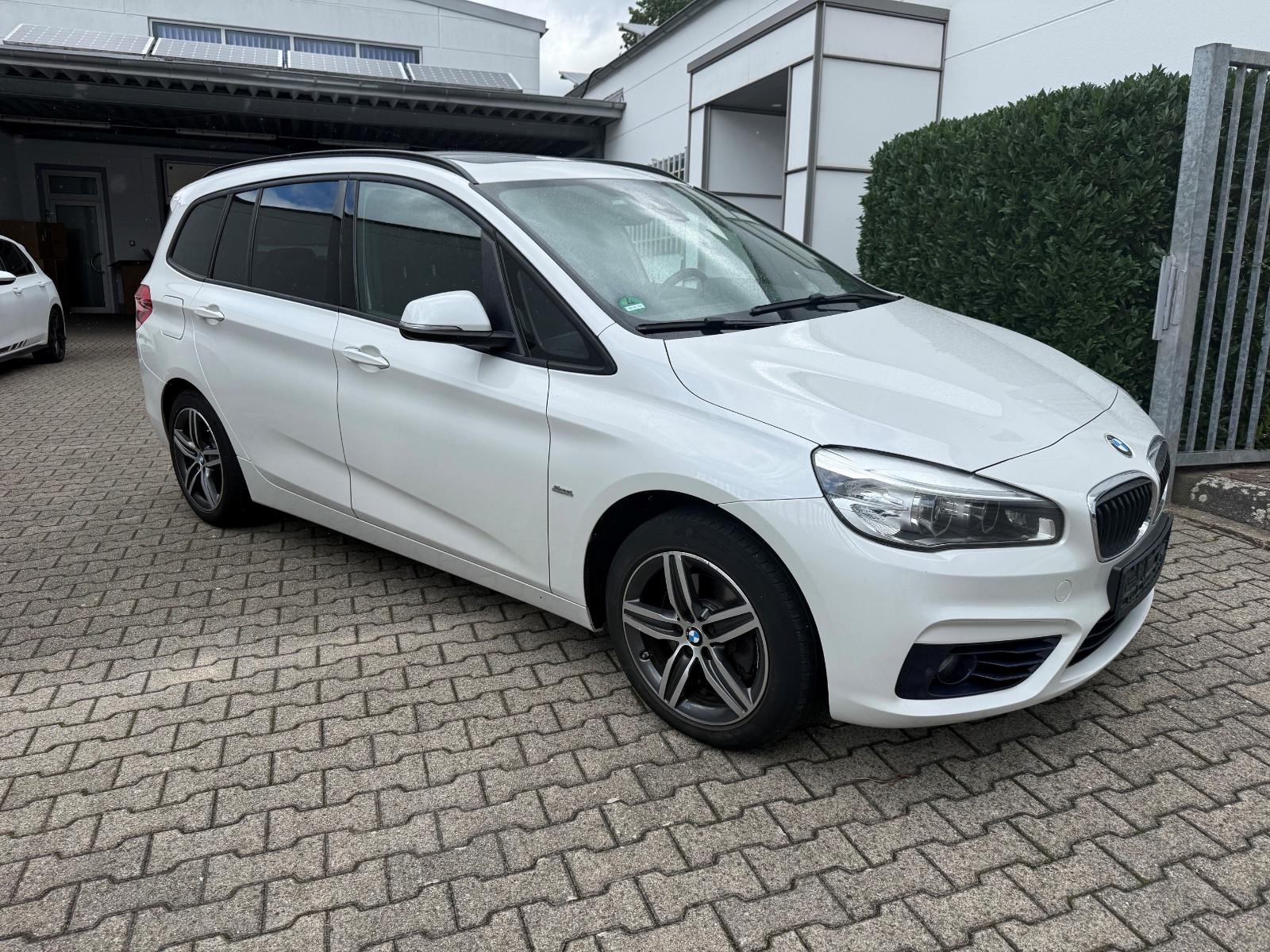 BMW 218d xDrive Gran Tourer M Sport Line / Panorama