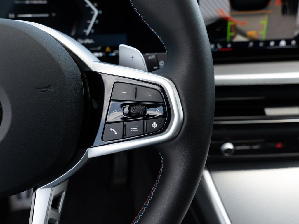 BMW 340i Touring xDrive FACEL. PANO AHK HUD 360° foto 18