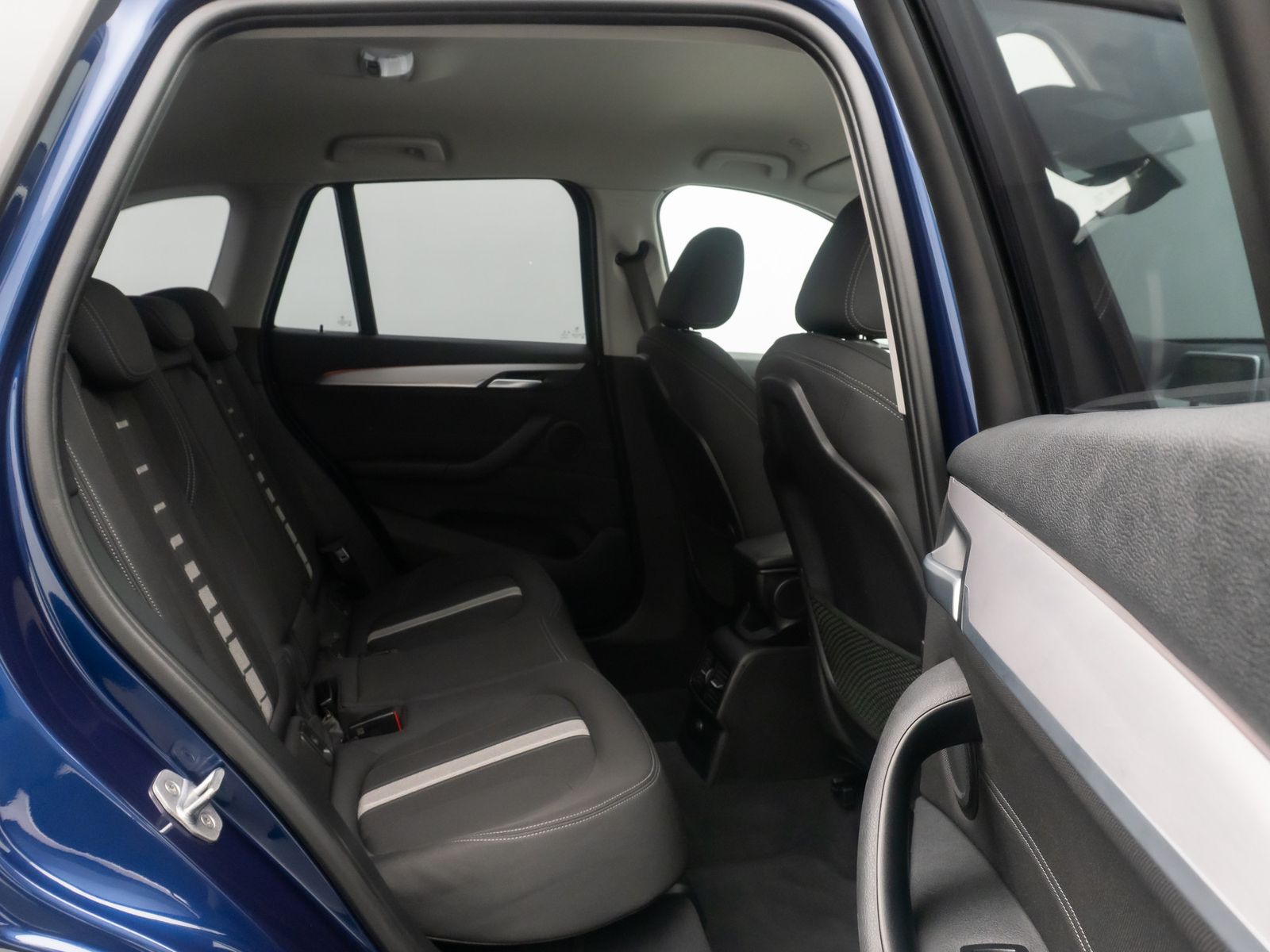 Fahrzeugabbildung BMW X1 sD18d Sport Line ParkAss Navi GeschwindigReg