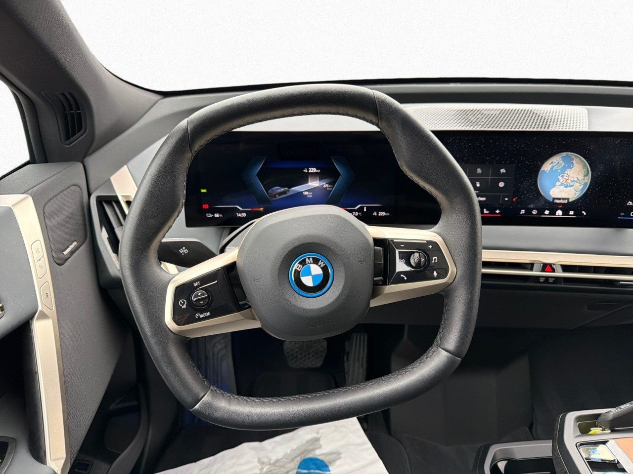 BMW iX - Bild 19