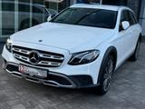 Mercedes-Benz E 350 d 4Matic All-Terrain*Head-Up*Soft Close - Mercedes-Benz E 350 aus 2018