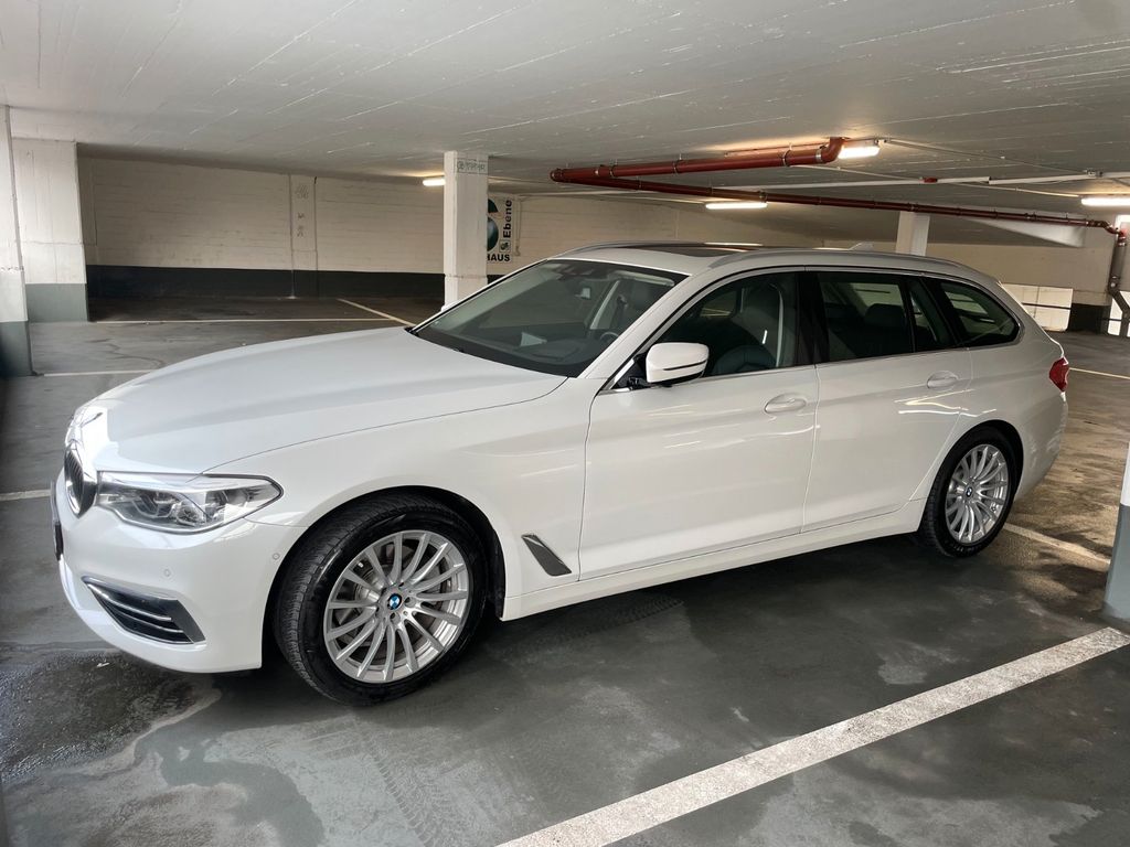 Image of BMW 520