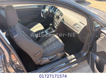 Volkswagen Golf - 10