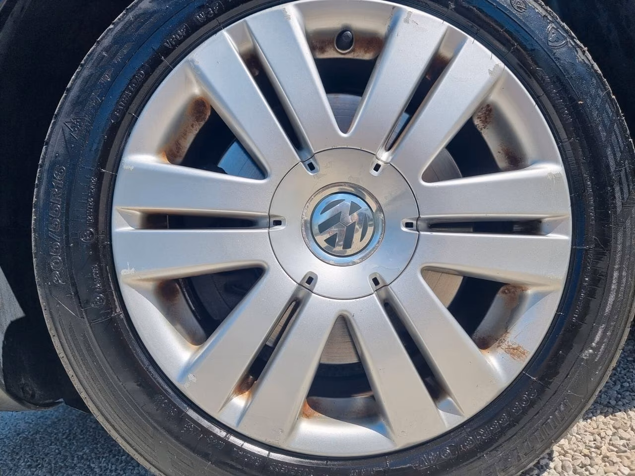 Volkswagen Passat 2005 — photo 8