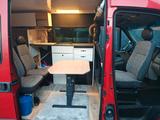 Renault Master Wohnmobil Camper Selbstausbau Autark 