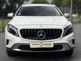 Mercedes-Benz GLA 180 CDI d / Navigation / Teilleder/ - Mercedes-Benz GLA 180 mit Diesel-Antrieb