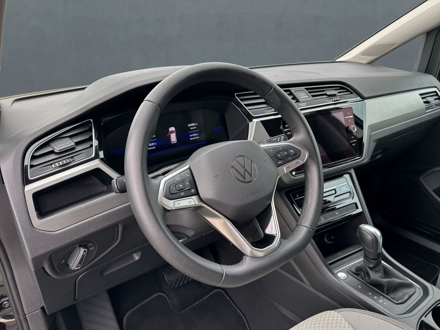 Touran 1.5 TSI Comfortline Navi Digitales Cockpi