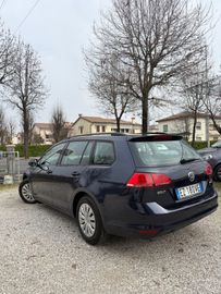 Volkswagen Golf - 3