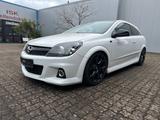 Opel Astra H GTC OPC Race Camp - Opel Astra aus 2010: Gtc