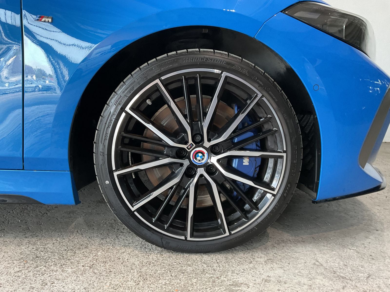 Fahrzeugabbildung BMW M135i xDrive DAB, Sitzheizung, Adaptiver LED-Sch