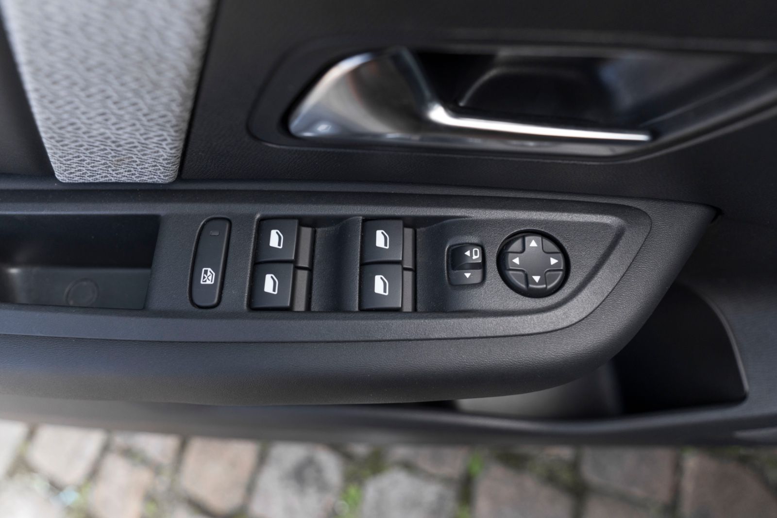 Fahrzeugabbildung Citroën C4 X Feel Pack LED KAM TEMPOMAT CARPLAY SHZ