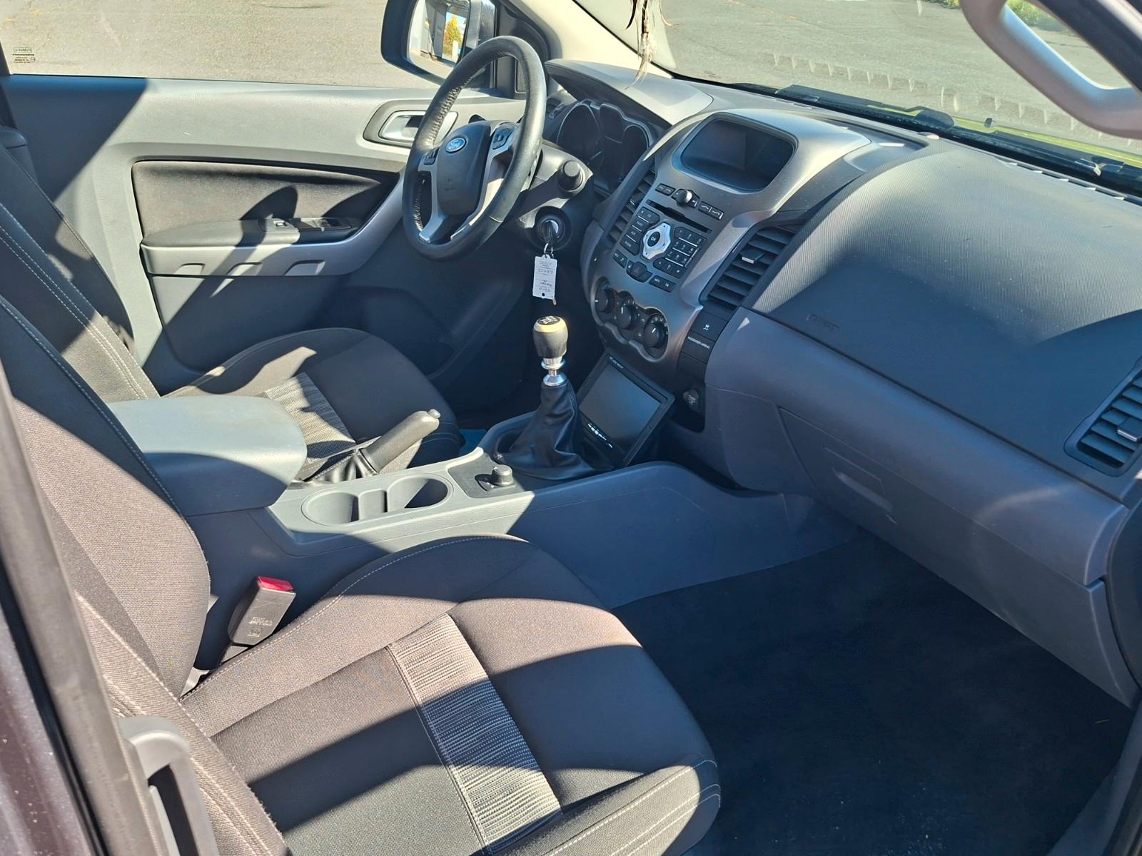 Ford Ranger XLT Extra Cab 2.2 TDCi | 150 ch | BVM | Couvre-benne | Attelage 3,3 t | Bluetooth | Jantes alliage