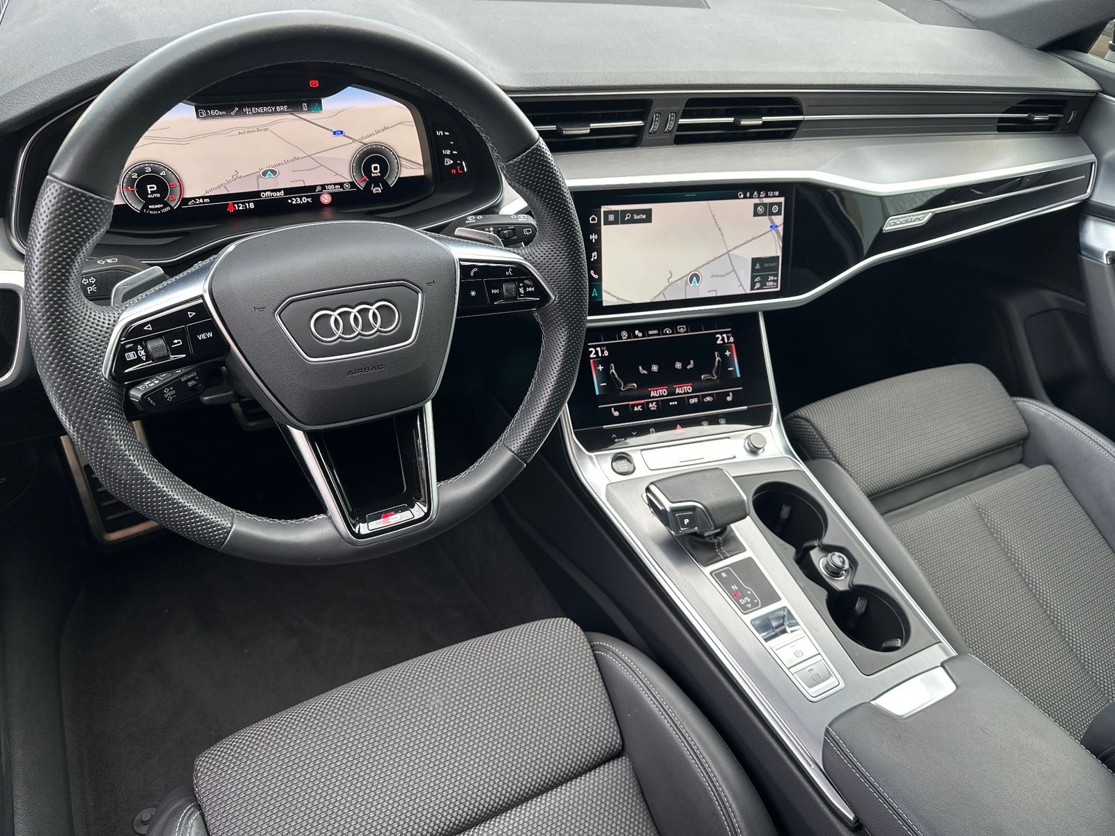 Fahrzeugabbildung Audi A6 Avant 40 TDI Qu S-Line Black NAV+LED+360°+AHK