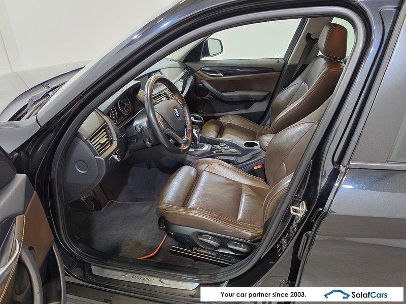 BMW X1 sDrive18d 143 ch • Boîte auto • Cuir brun • GPS • Bi-Xénon • Radars AV/AR