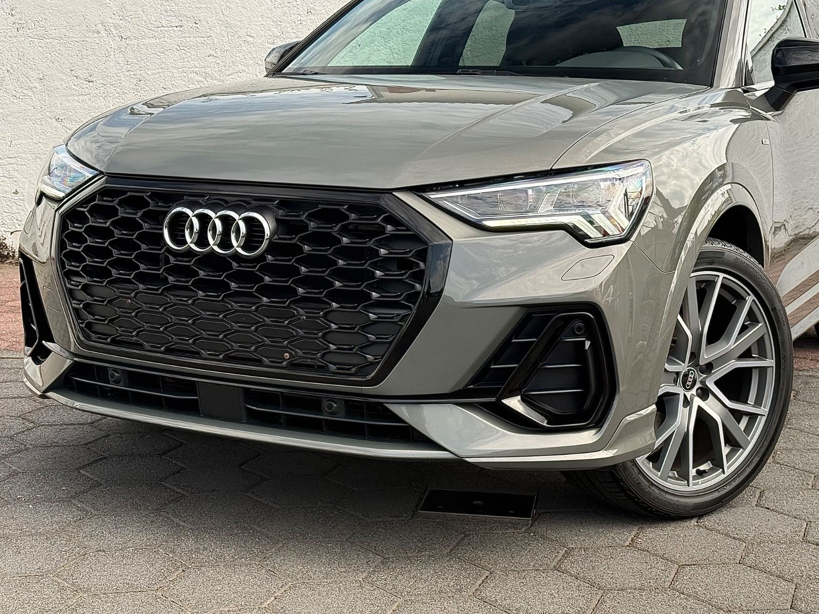 Audi Q3 Sportback 35 TFSI S line Virtual, Kamera, 20° imagem 3