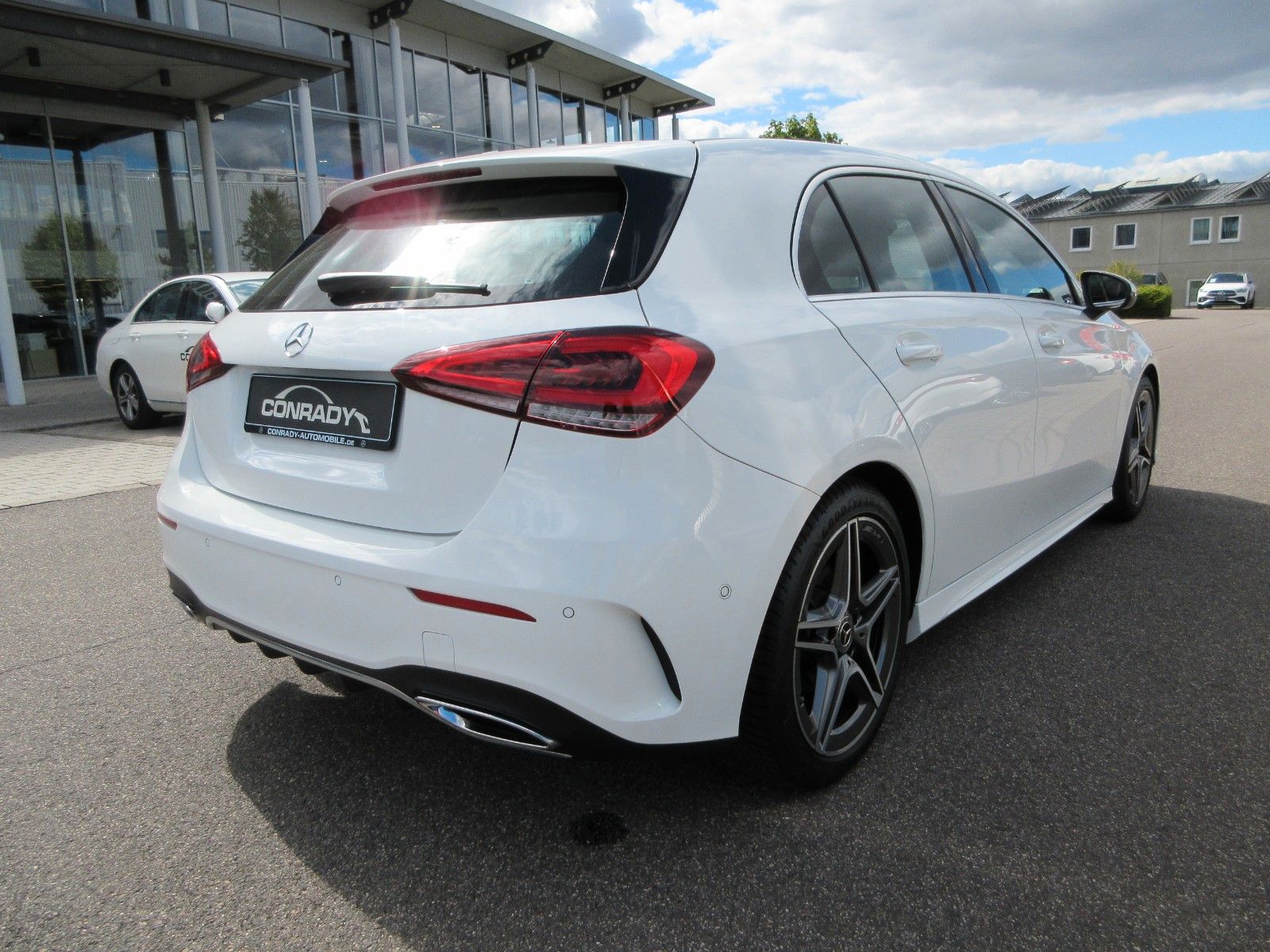 Mercedes-Benz A 200 AMG 7G LED Fernlicht Navi Kamera CarPlay foto 5