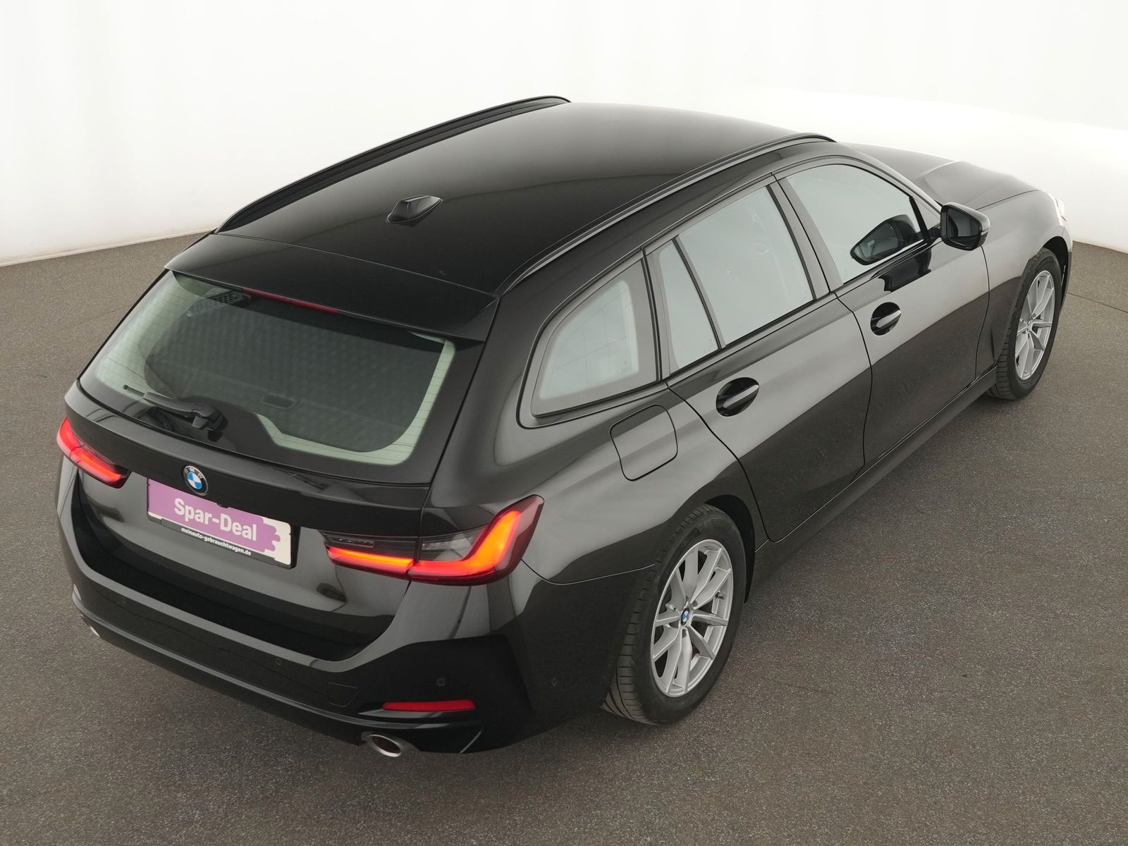 BMW 318i Touring LED|Kamera|HuD|Park-Assist|SHZ|Temp foto 11