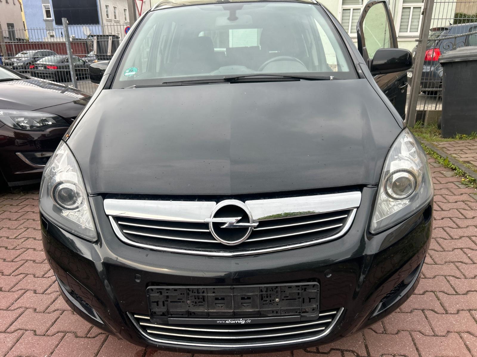 Opel Zafira 1.7 CDTI ecoFLEX 81kW Family ,Xenon.