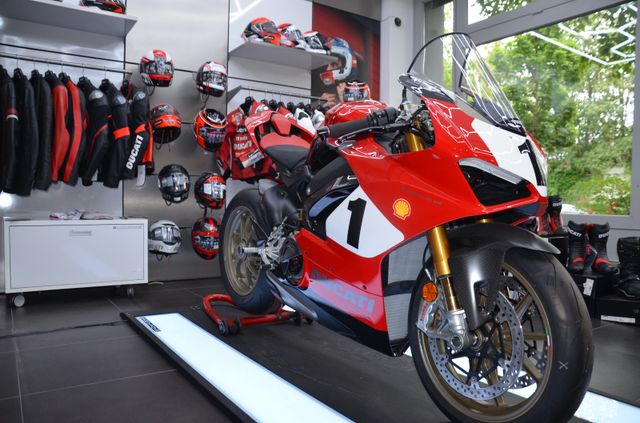 Ducati Panigale V4 25°Anniversario 916