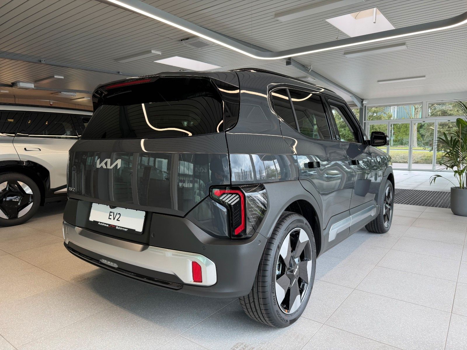 Fahrzeugabbildung Kia EV2 42.2 4S EARTH WIC 22AC TEC DWP DES