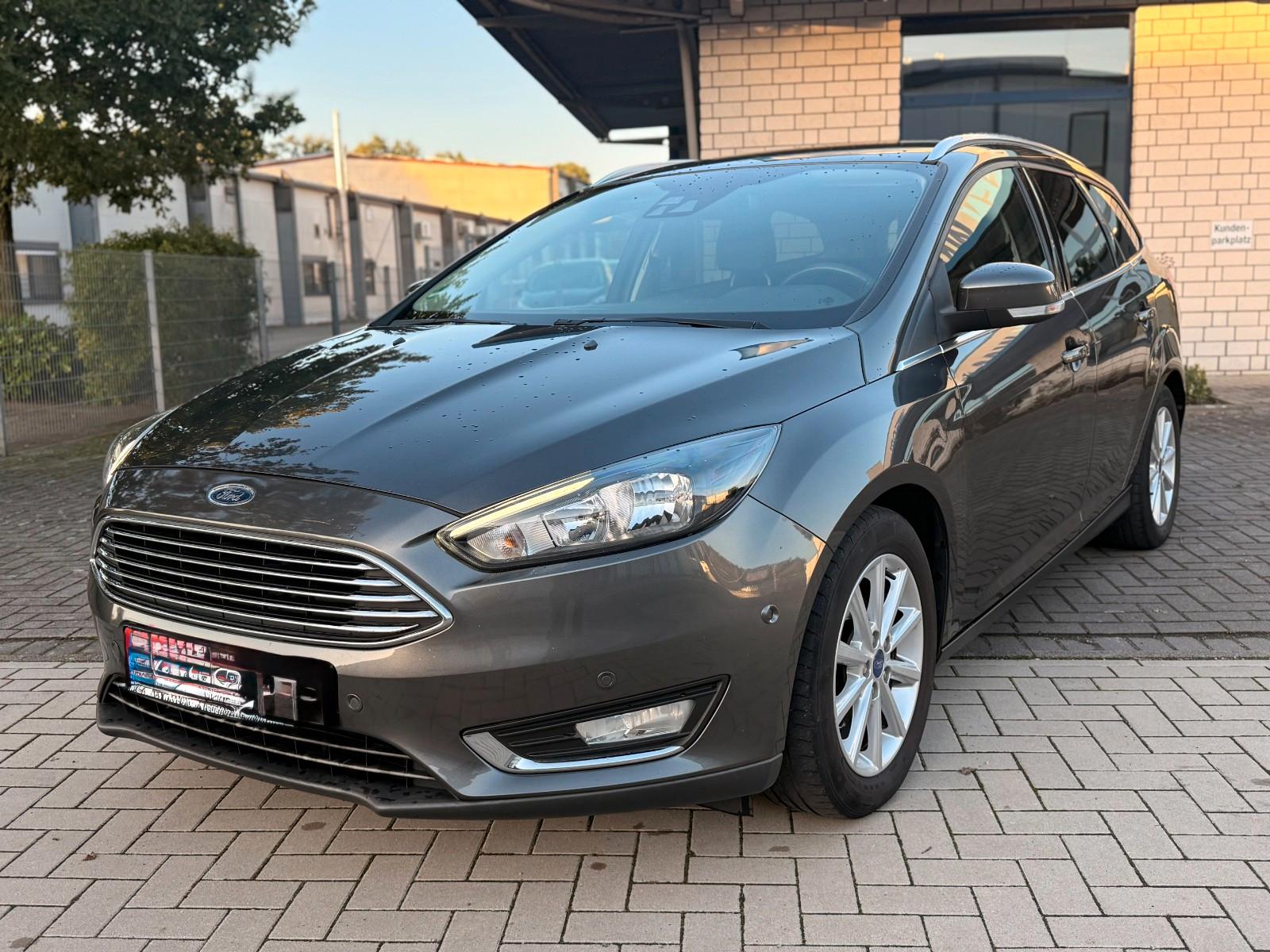 Ford Focus 2015 — photo 7