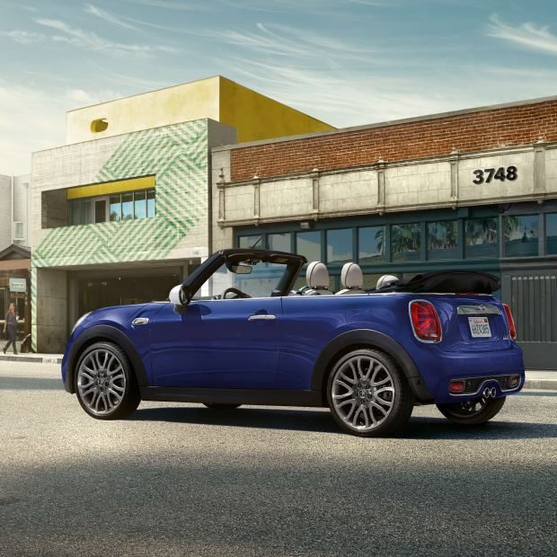 MINI Mini IV F57 2018 Cabrio - Mini Cabrio 1.5 C imagem 2