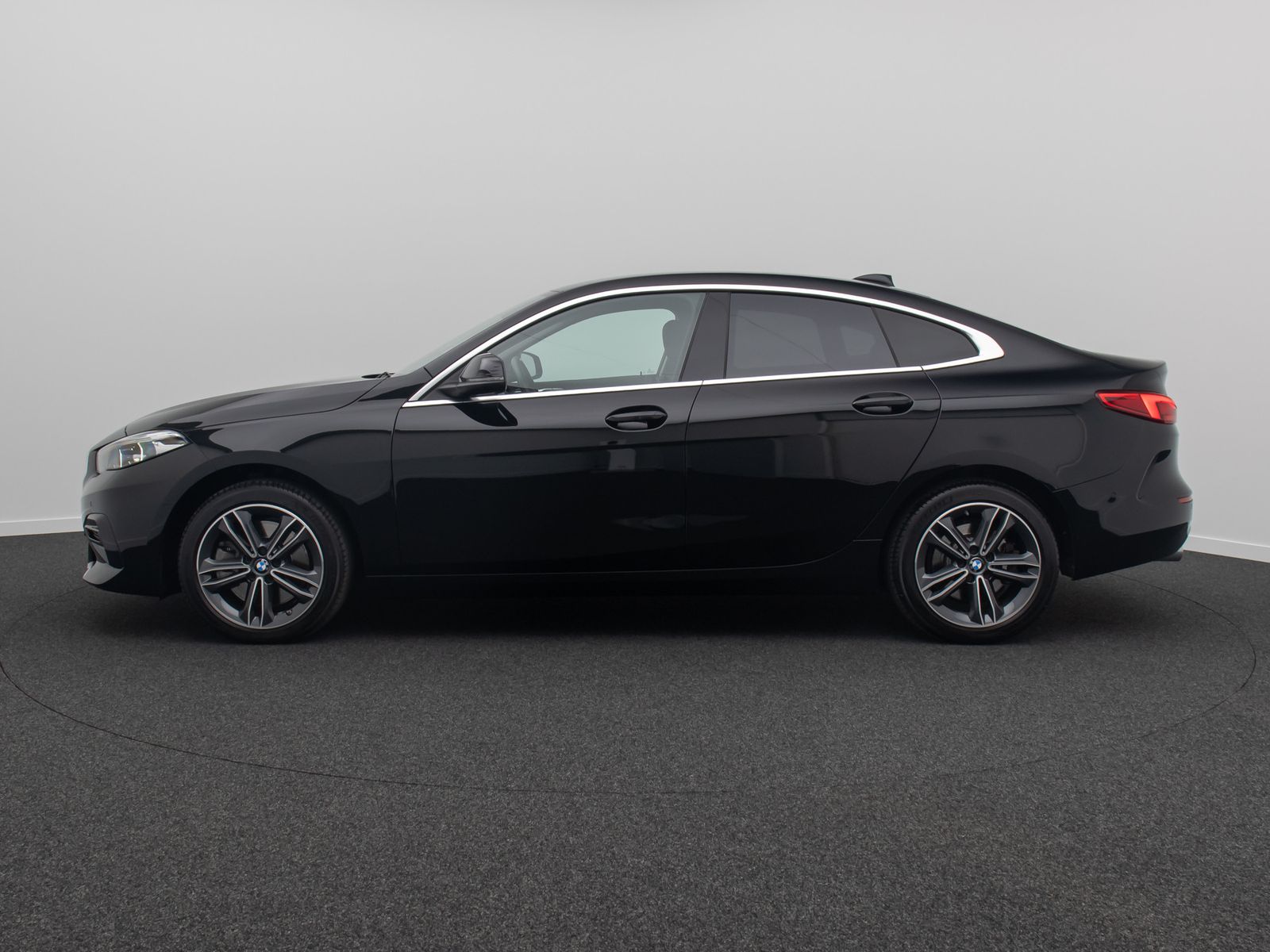 Fahrzeugabbildung BMW 220d Gran Coupé Sport Line DAB HiFi Lenkradheizg