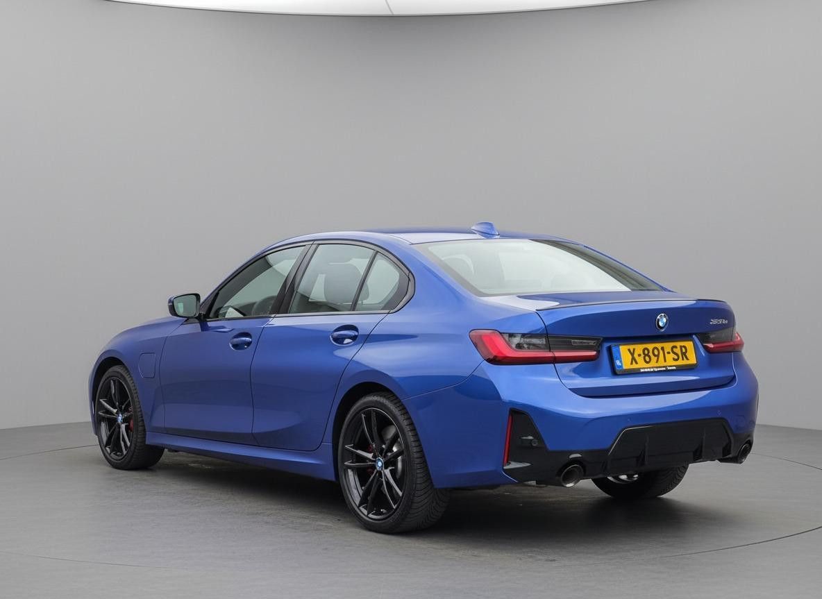BMW 330 3-serie 330e M-Sport Pro | LED | Orginal NL imagem 3