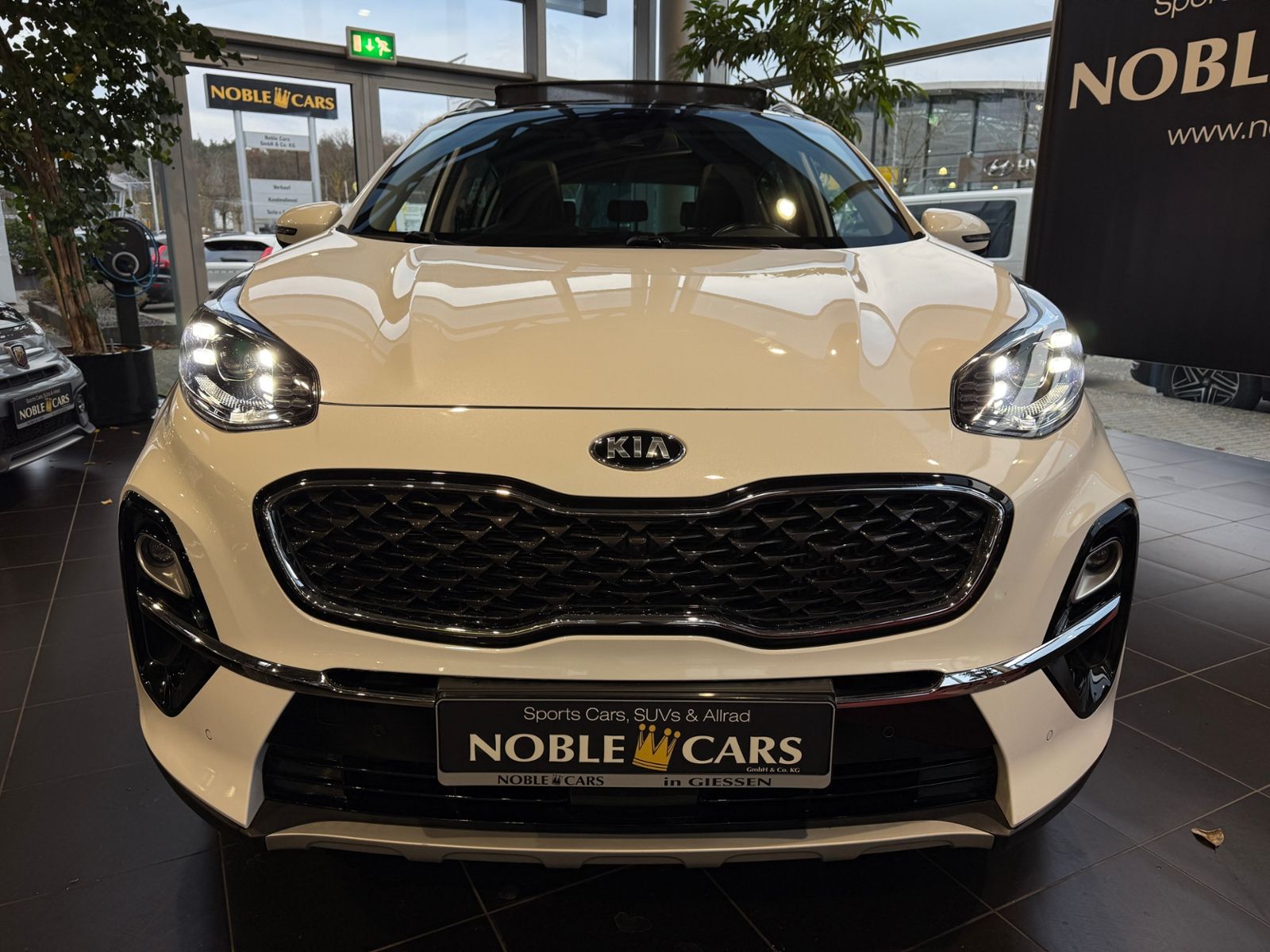 Fahrzeugabbildung Kia Sportage Platinum Edition AWD PANO 360° ACC
