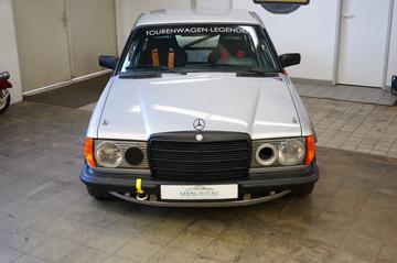 1980 Mercedes-BENZ E 280 照片 3
