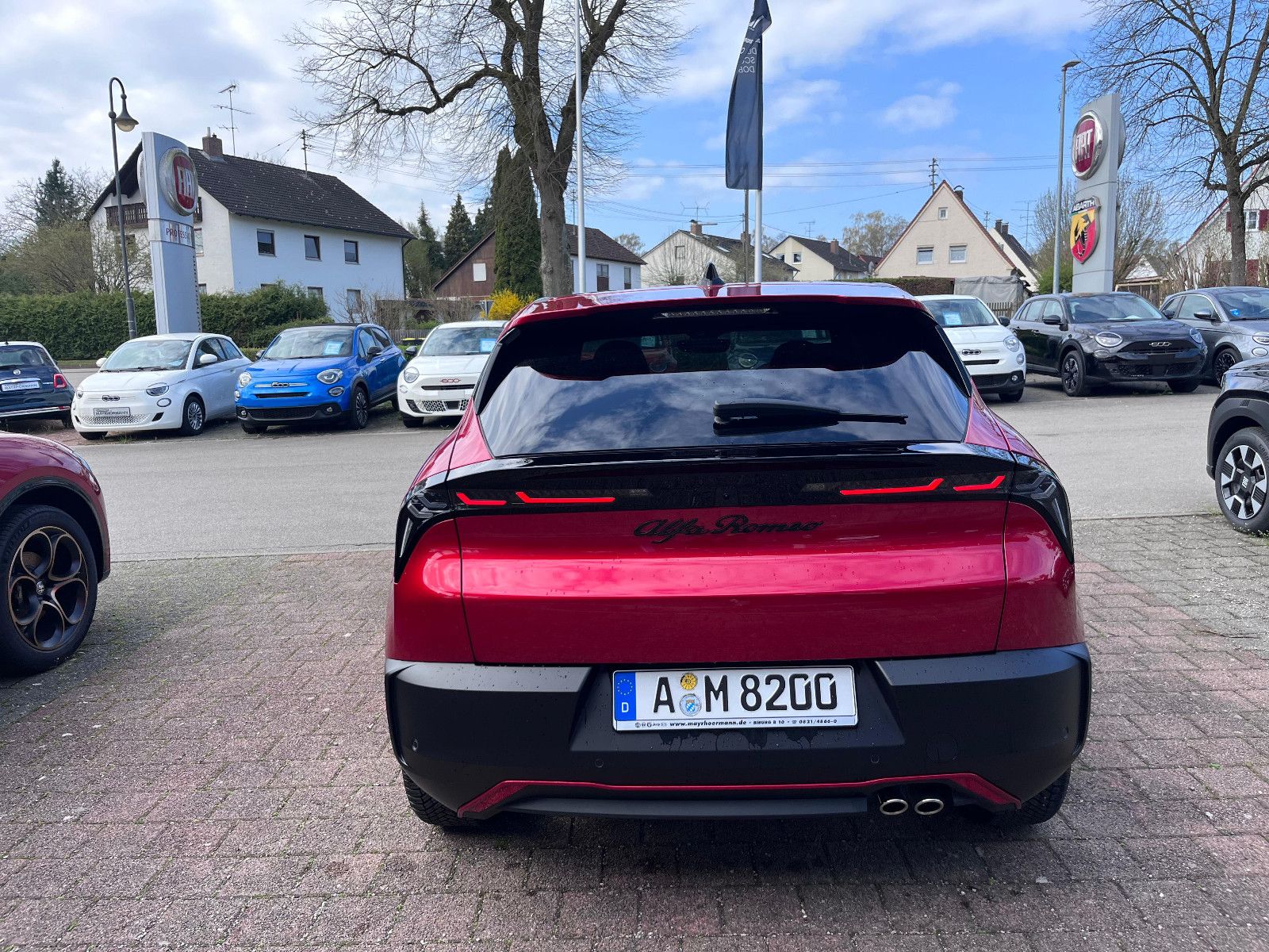 Fahrzeugabbildung Alfa Romeo Junior Ibrida 1.2 VGT 48V-Hybrid 100 kW Speciale