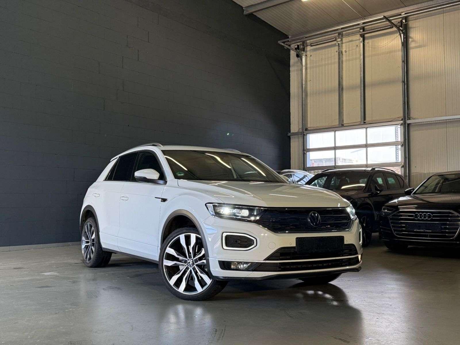 Volkswagen T-Roc Sport-R LINE-ACC-TOTW-KAMERA-NAVI-LANE