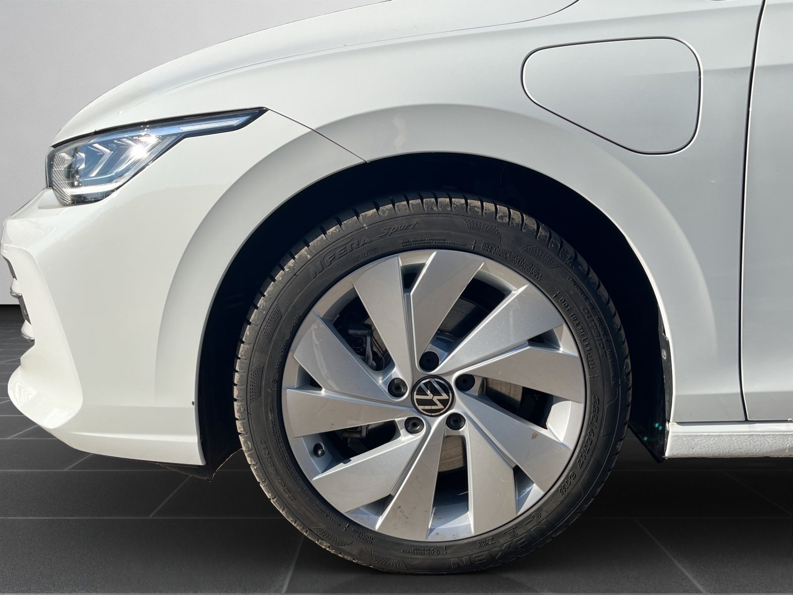 Volkswagen Golf - Bild 9