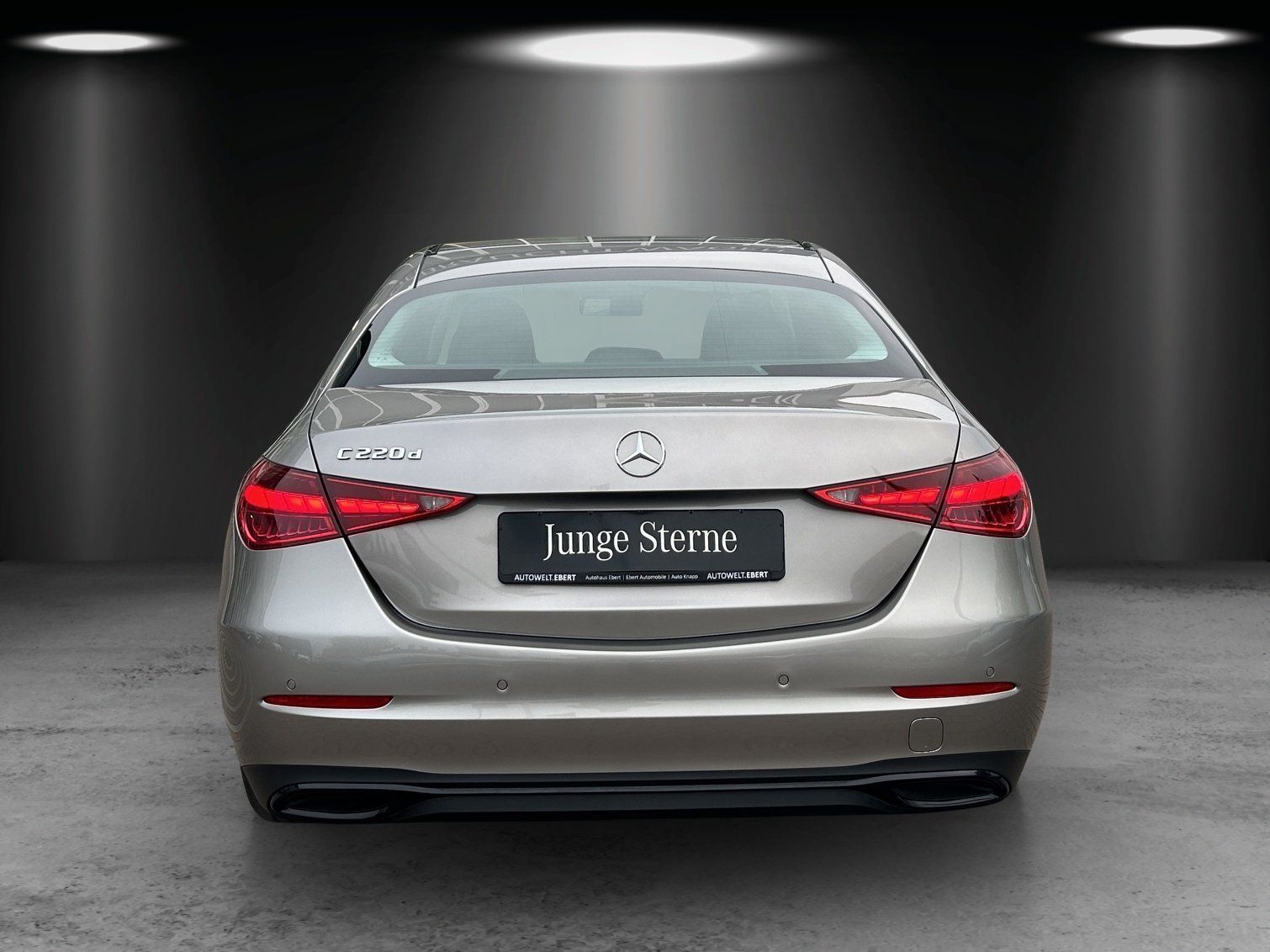 Fahrzeugabbildung Mercedes-Benz C 220d Avantgarde HUD KeyGo MBUX+ Night 4xSHZ DL