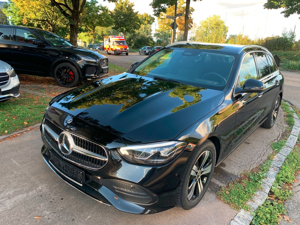 Image of Mercedes-Benz C 220