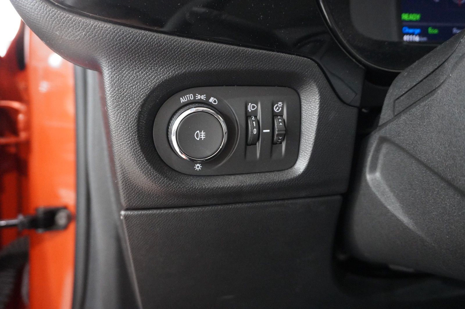 Fahrzeugabbildung Opel Corsa-e F EDITION 7KW NAVI/VIRT/TEMP/DAB/WÄRMEP.