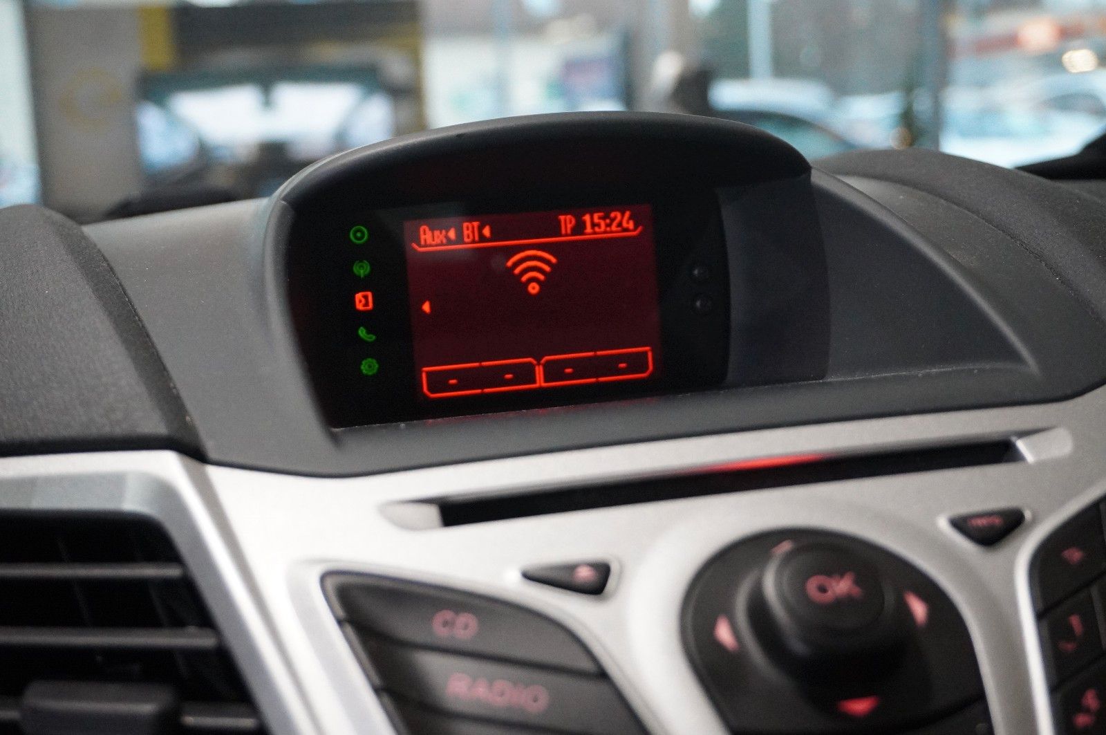 Fahrzeugabbildung Ford Fiesta 1.3 CHAMPIONS EDIT. 3-TÜR KLIMA/SHZ/USB