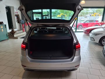 Volkswagen Golf - 5